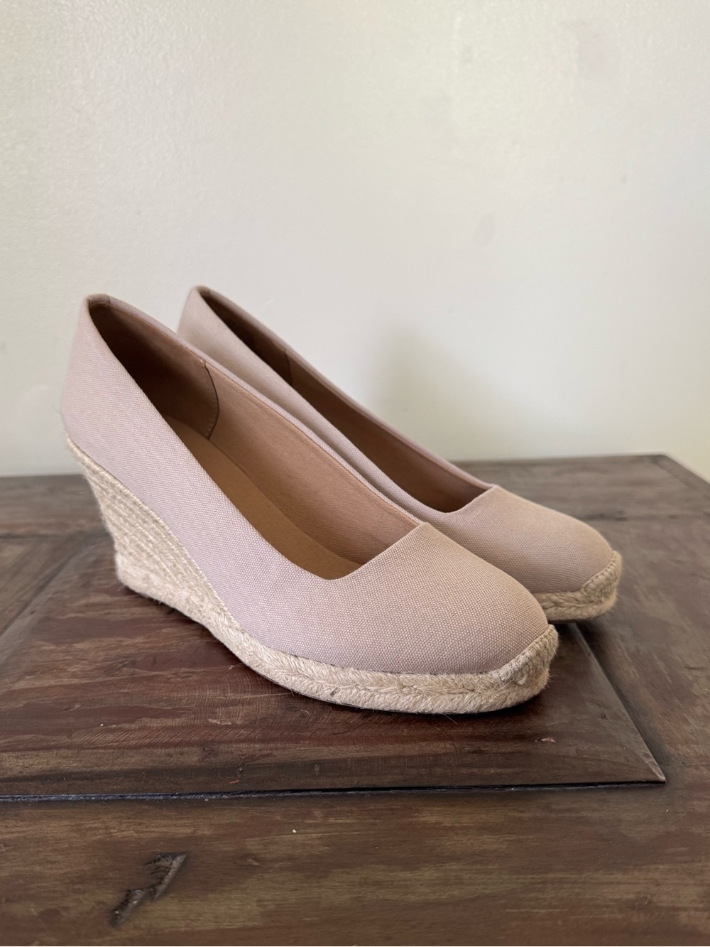 J.Crew Seville beige canvas round toe wedge espadrilles shoes women’s size 7.5